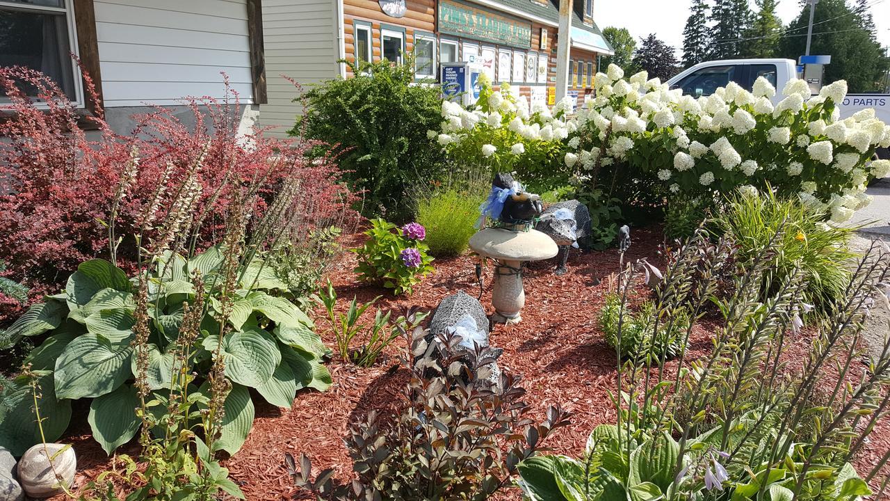 Bear Cove Inn St. Ignace Exterior foto